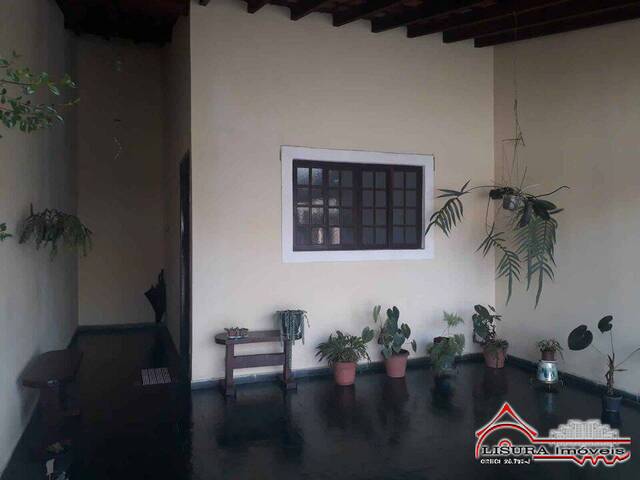 Casa para Venda em Jacareí - 2