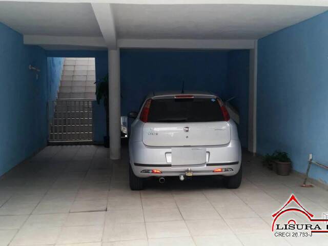 Casa para Venda em Jacareí - 3