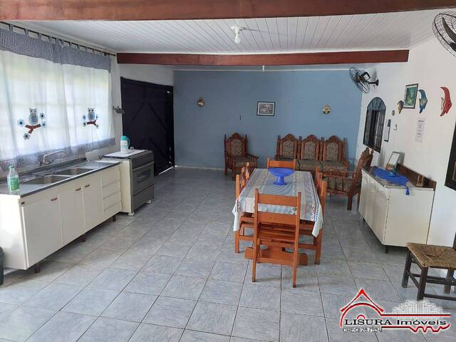 Casa para Venda em Caraguatatuba - 4