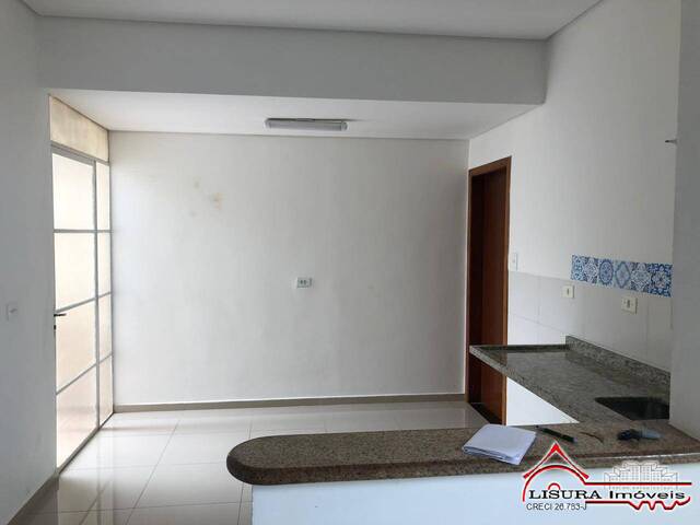 Casa para Venda em Jacareí - 4