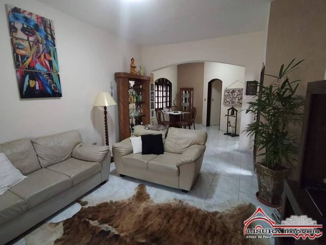 Casa para Venda em Jacareí - 5