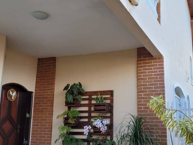 #11695 - Casa para Venda em Jacareí - SP - 3