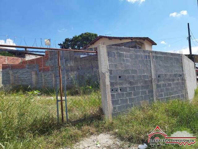 Terreno para Venda em Jacareí - 3