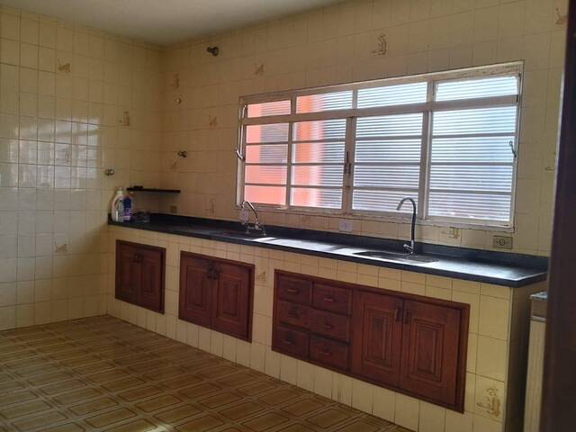 Casa para Venda em Jacareí - 5