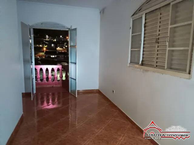 Casa para Venda em Jacareí - 3