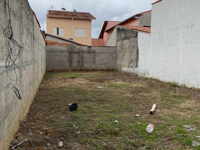 Terreno para Venda em Jacareí - 2