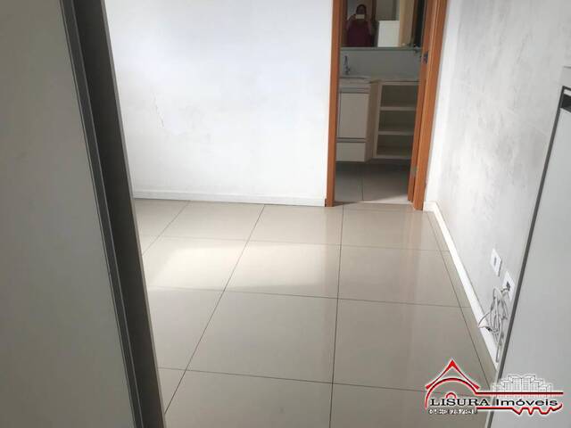 Apartamento para Venda em Jacareí - 4