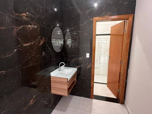 Sala para Locação em Jacareí - 3