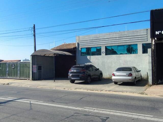 #11831 - Ponto Comercial para Venda em Jacareí - SP