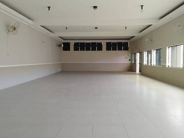 Ponto Comercial para Venda em Jacareí - 3