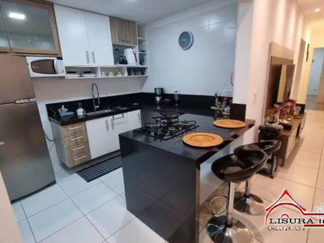 Apartamento para Venda em Jacareí - 2