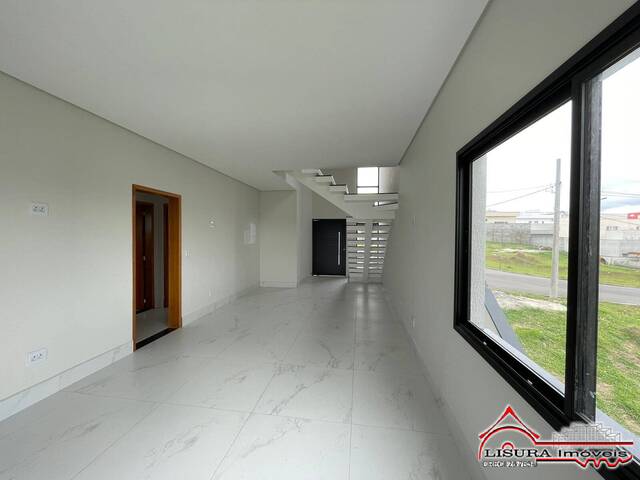 Casa em condomínio para Venda em Jacareí - 3