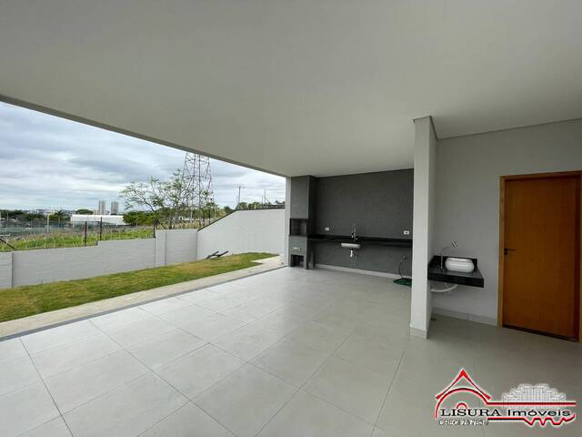 Casa em condomínio para Venda em Jacareí - 2
