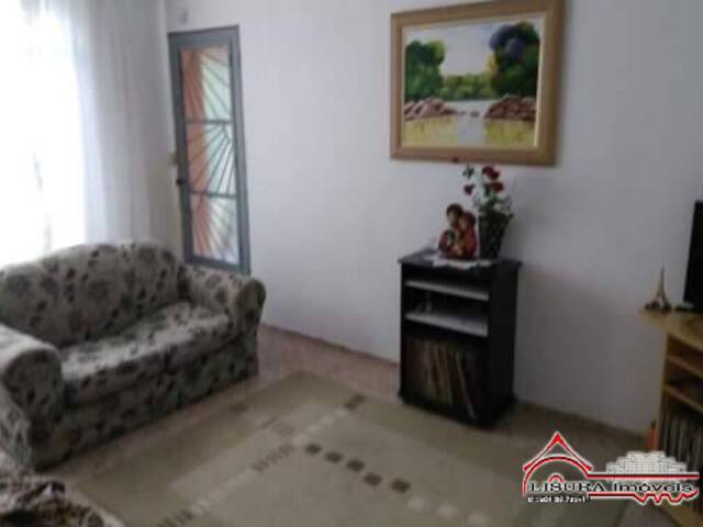 Casa para Venda em Jacareí - 5