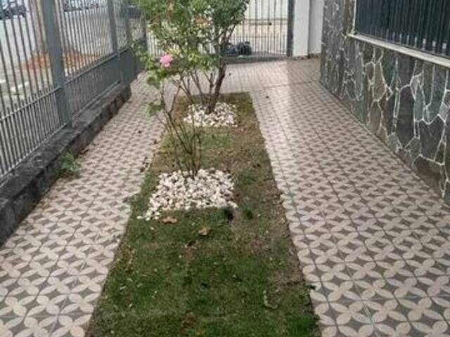 Casa para Venda em Jacareí - 3