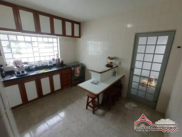 Casa para Venda em Jacareí - 5