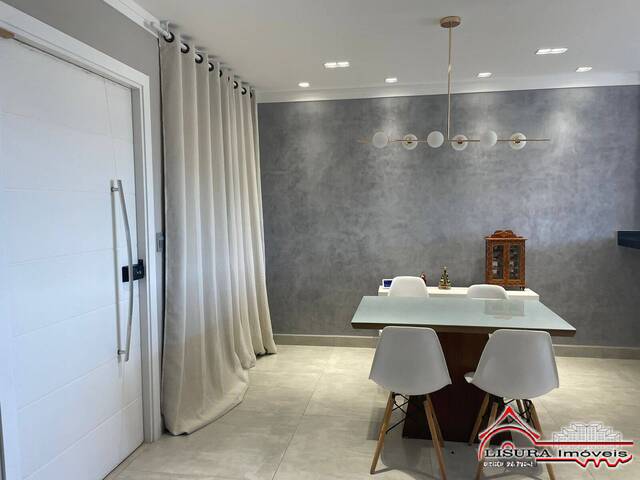 Casa para Venda em Jacareí - 5