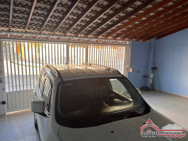Casa para Venda em Jacareí - 3