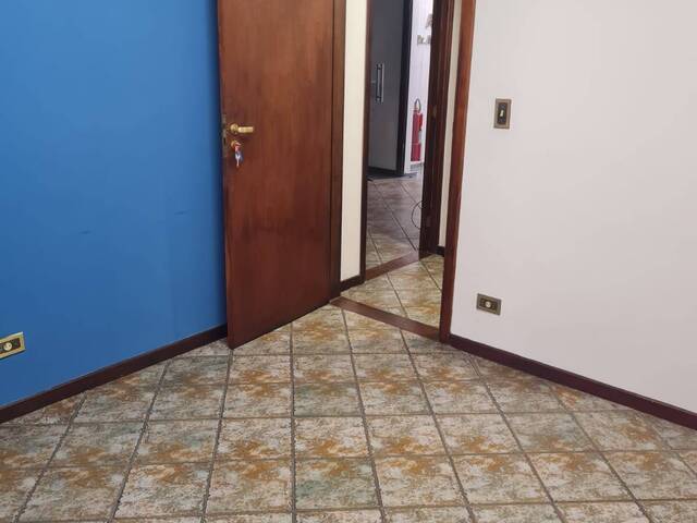 Sala para Locação em Jacareí - 3