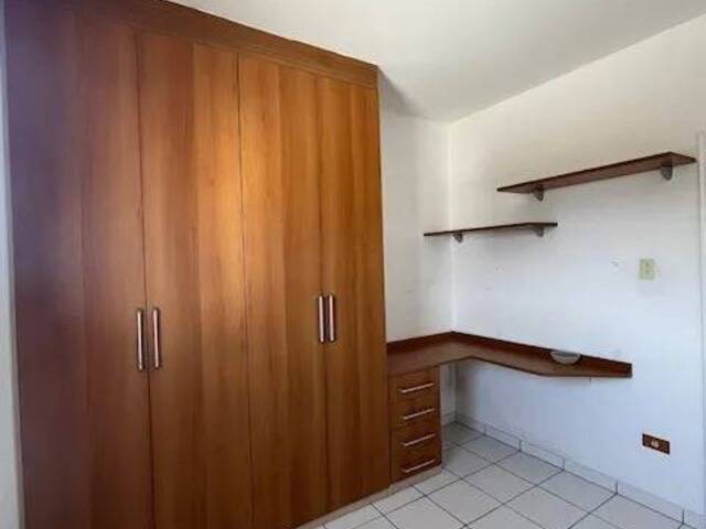 Apartamento para Venda em Jacareí - 4