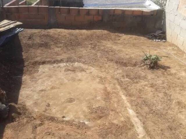 Terreno para Venda em Jacareí - 3
