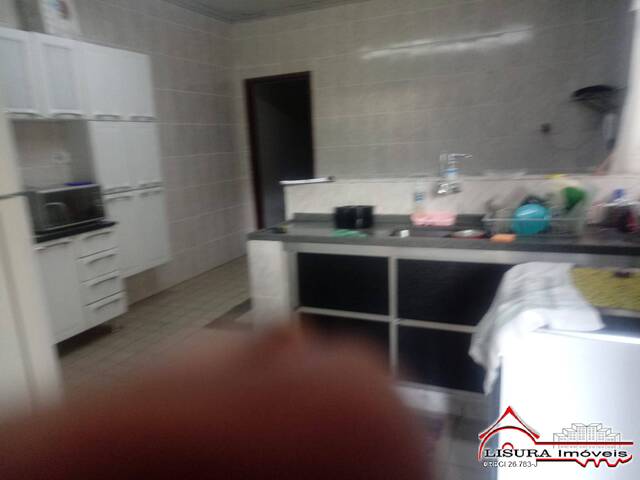 Casa para Venda em Jacareí - 4
