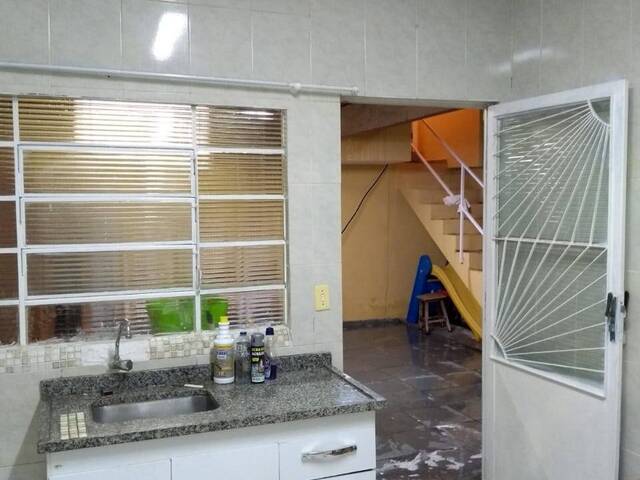 Casa para Venda em Jacareí - 3