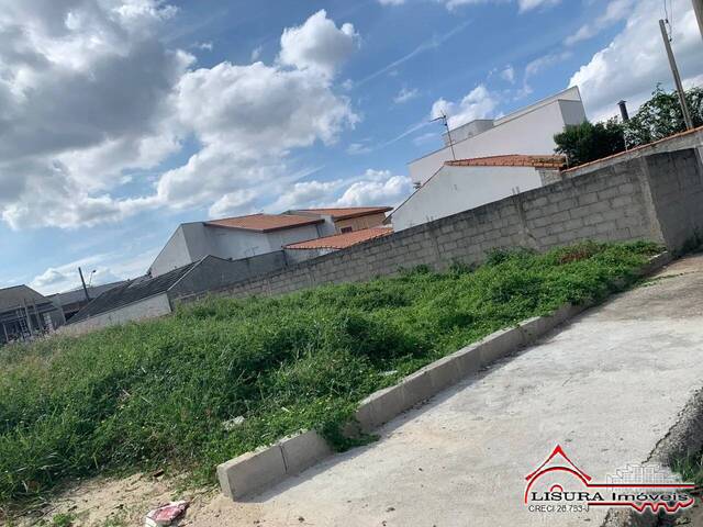 Terreno para Venda em Jacareí - 3