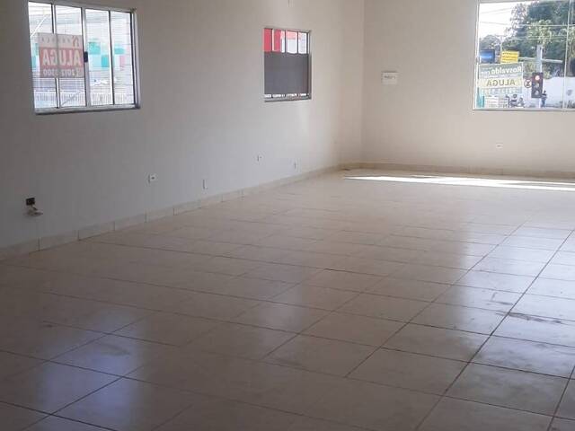 Ponto Comercial para Locação em Jacareí - 2