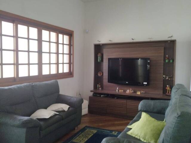 Casa para Venda em Jacareí - 3
