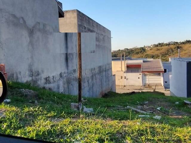 Terreno para Venda em Jacareí - 2