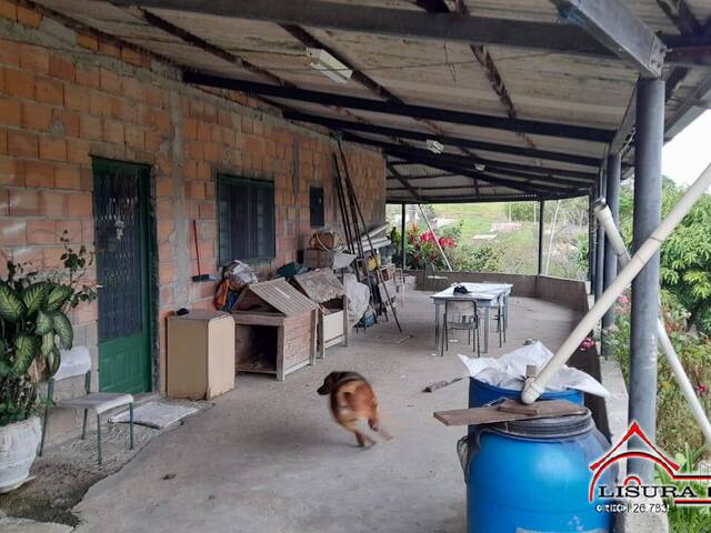 Casa para Venda em Jacareí - 3