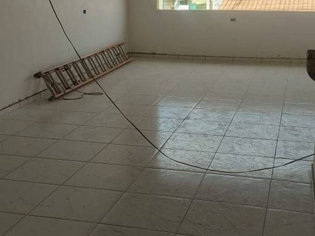 Casa para Venda em Jacareí - 3