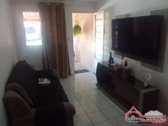 Casa em condomínio para Venda em Jacareí - 2