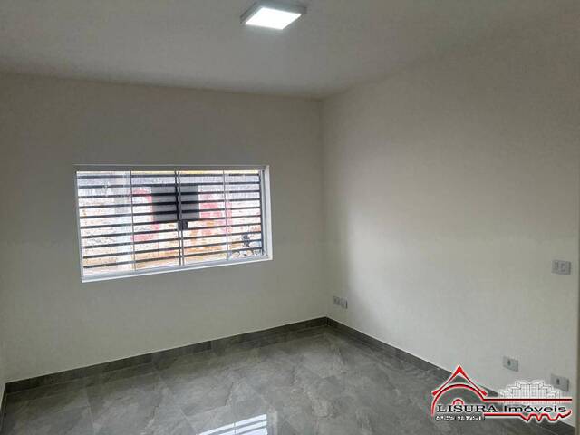Casa para Venda em Jacareí - 2