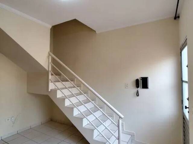 Casa em condomínio para Venda em Jacareí - 3