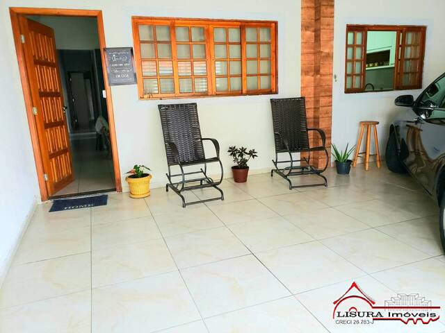 Casa para Venda em Jacareí - 3