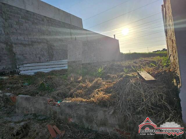 Terreno para Venda em Jacareí - 2