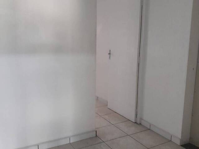 Sala para Locação em Jacareí - 4
