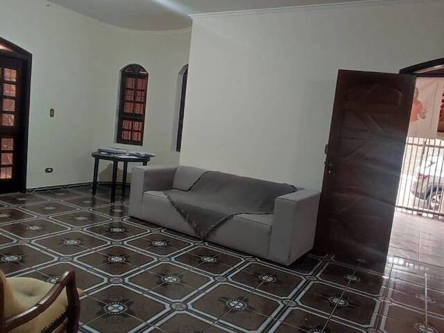 Casa para Venda em Jacareí - 5