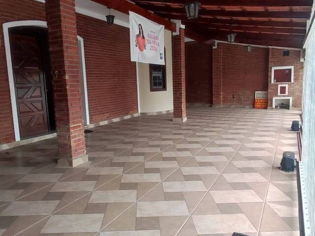 Casa para Venda em Jacareí - 3