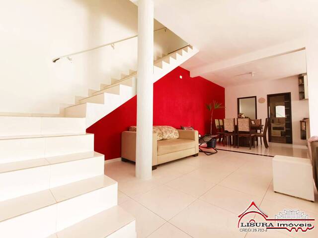 Casa para Venda em Jacareí - 5