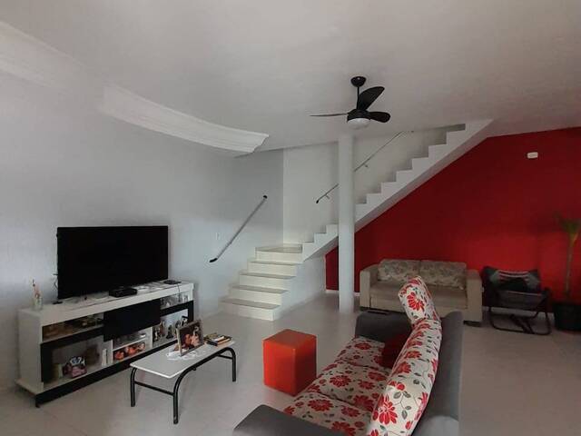 Casa para Venda em Jacareí - 3