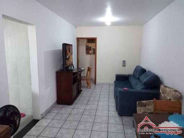 Casa para Venda em Jacareí - 4