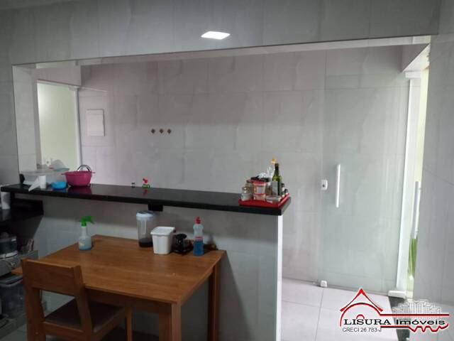 Casa para Venda em Jacareí - 5