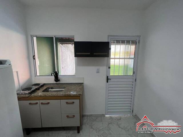 Casa para Venda em Jacareí - 5