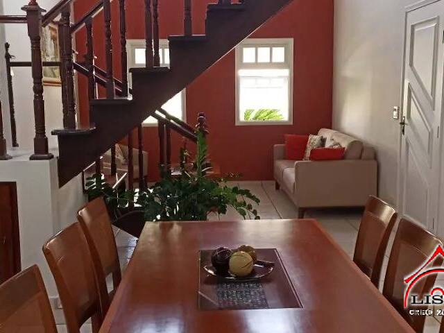 Casa em condomínio para Venda em Jacareí - 3