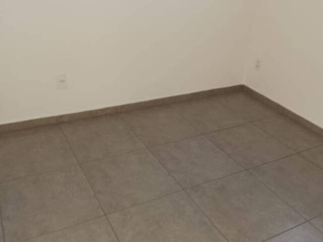 Apartamento para Venda em Jacareí - 4