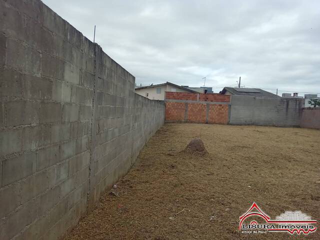 Terreno para Venda em Jacareí - 3