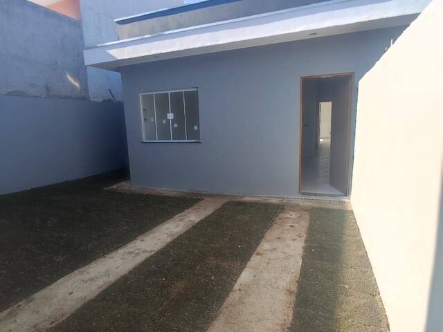Casa para Venda em Jacareí - 3